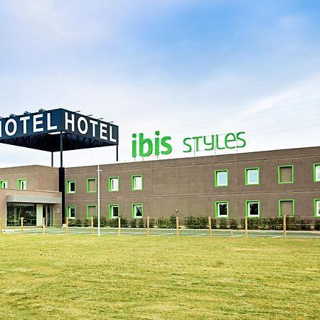 Hotel Ibis Styles Lleida Torrefarrera Ngoại thất bức ảnh