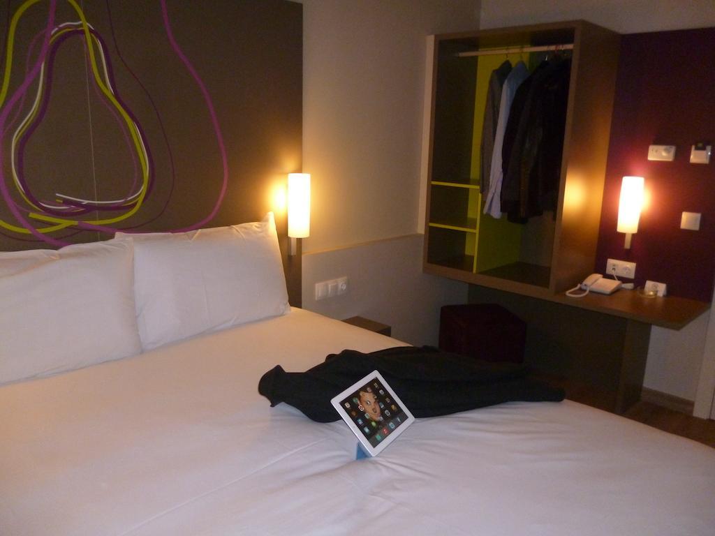 Hotel Ibis Styles Lleida Torrefarrera Ngoại thất bức ảnh